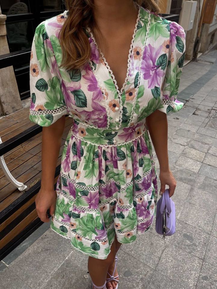 Çiçekli floral çok renkli kabarık etekli elbise