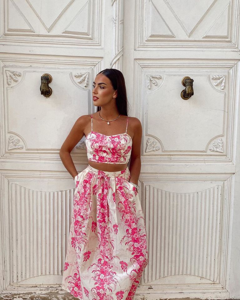 Pembe Çiçek Desenli yazlık poplin kumaş etek bustiyer Takım