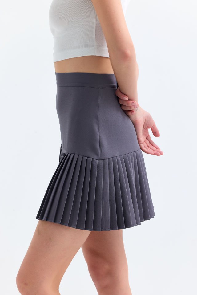 Gri Piliseli Dokuma Mini Etek